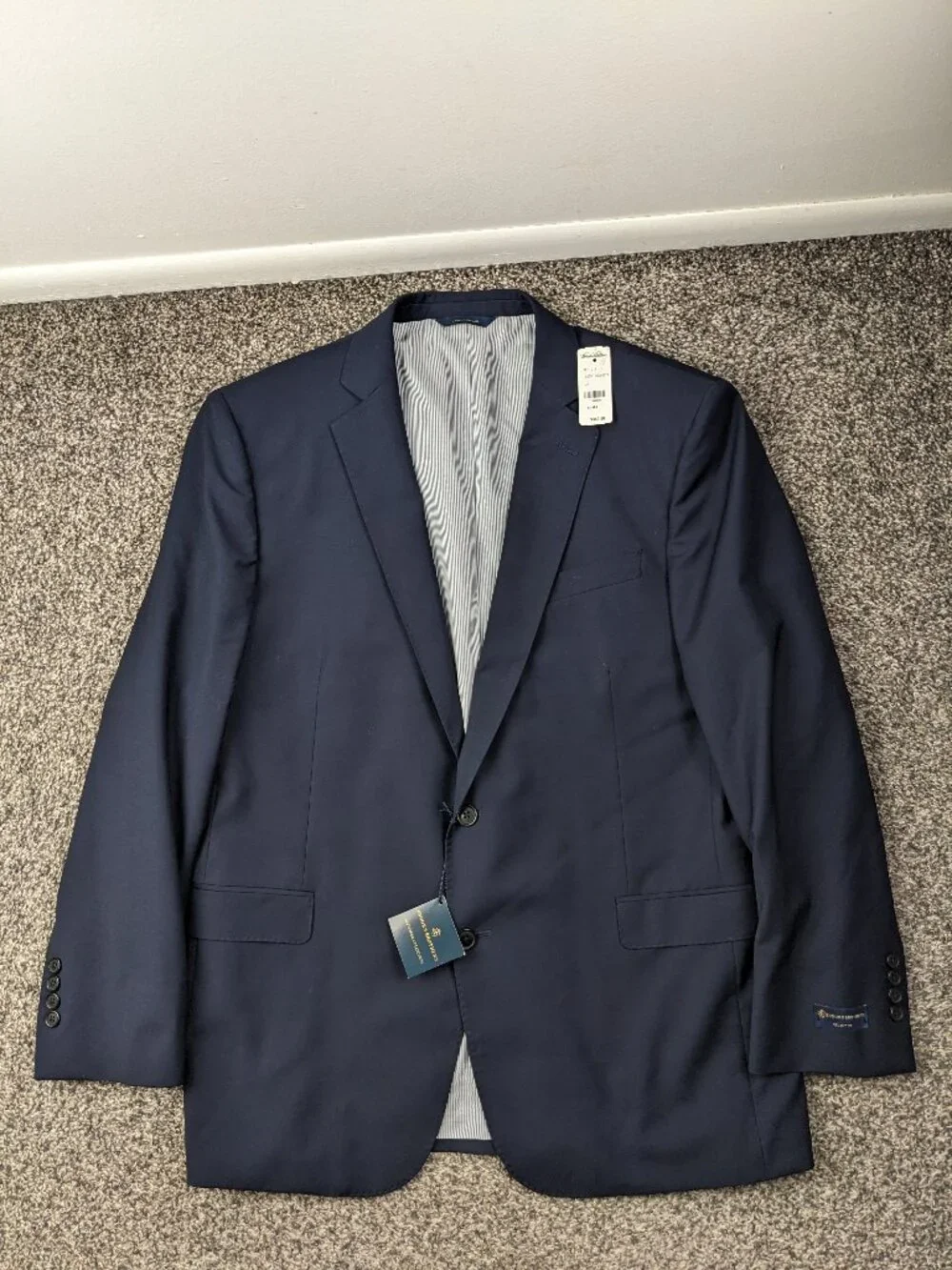 Regent Fit Brooks Brothers Men's Blazers Brooks Brothers Men's Blazer 50R Tan Brown Regent Fit Plaid Sport Coat 100%  Wool